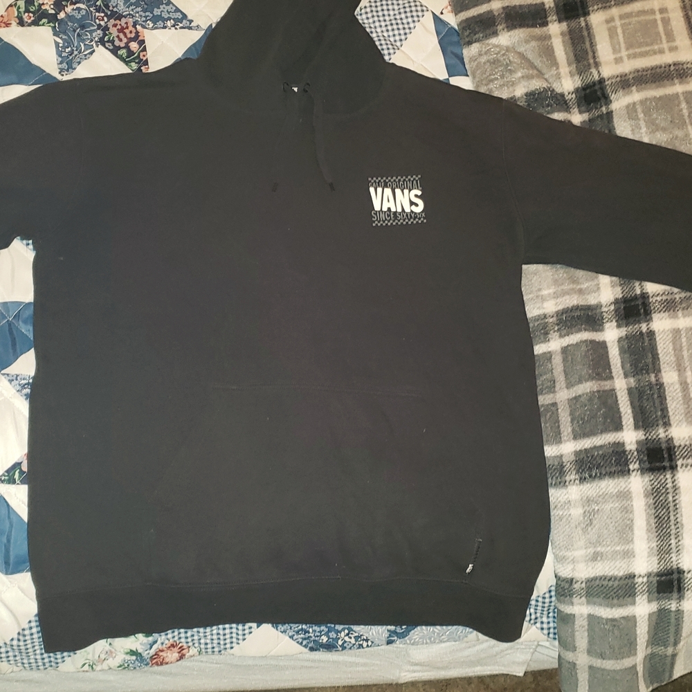 Vans black and white hoodie sweater.